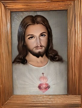 The Resurrcted Massiah. He has Raisin. He is Alive.